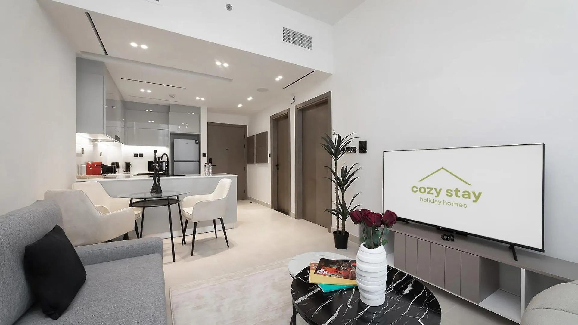 Cozy 1Bdr Apartment Binghatti Canal Business Bay دبي